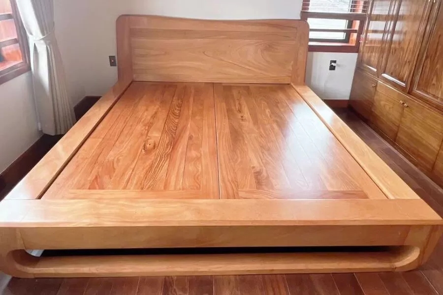 Nội thất giường ngủ chân thấp gỗ gõ