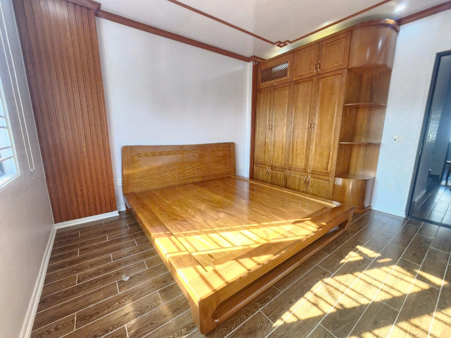 Giường tủ gỗ dổi