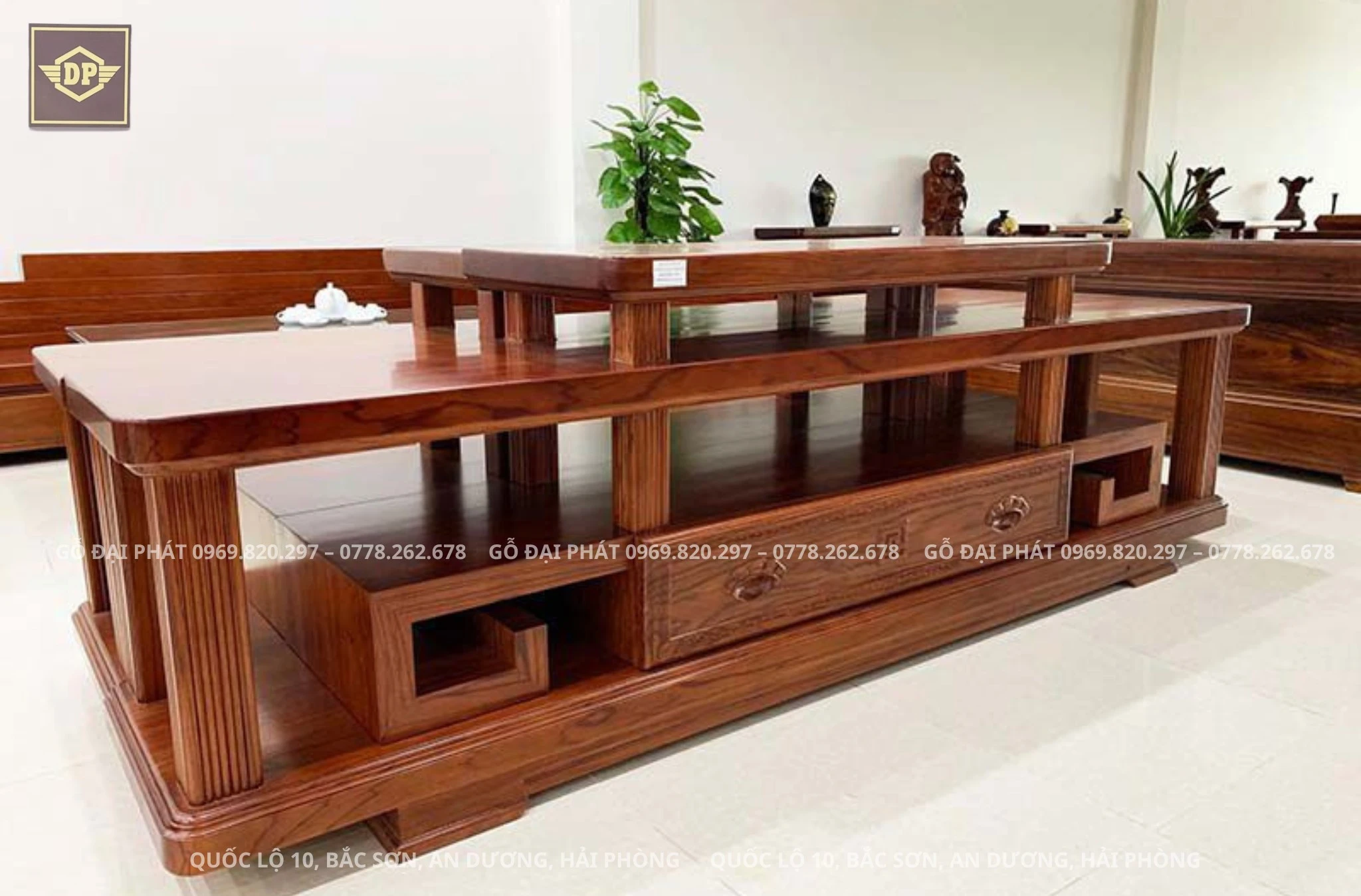 Kệ tivi gỗ tự nhiên cao cấp -  Sang trọng và bền đẹp