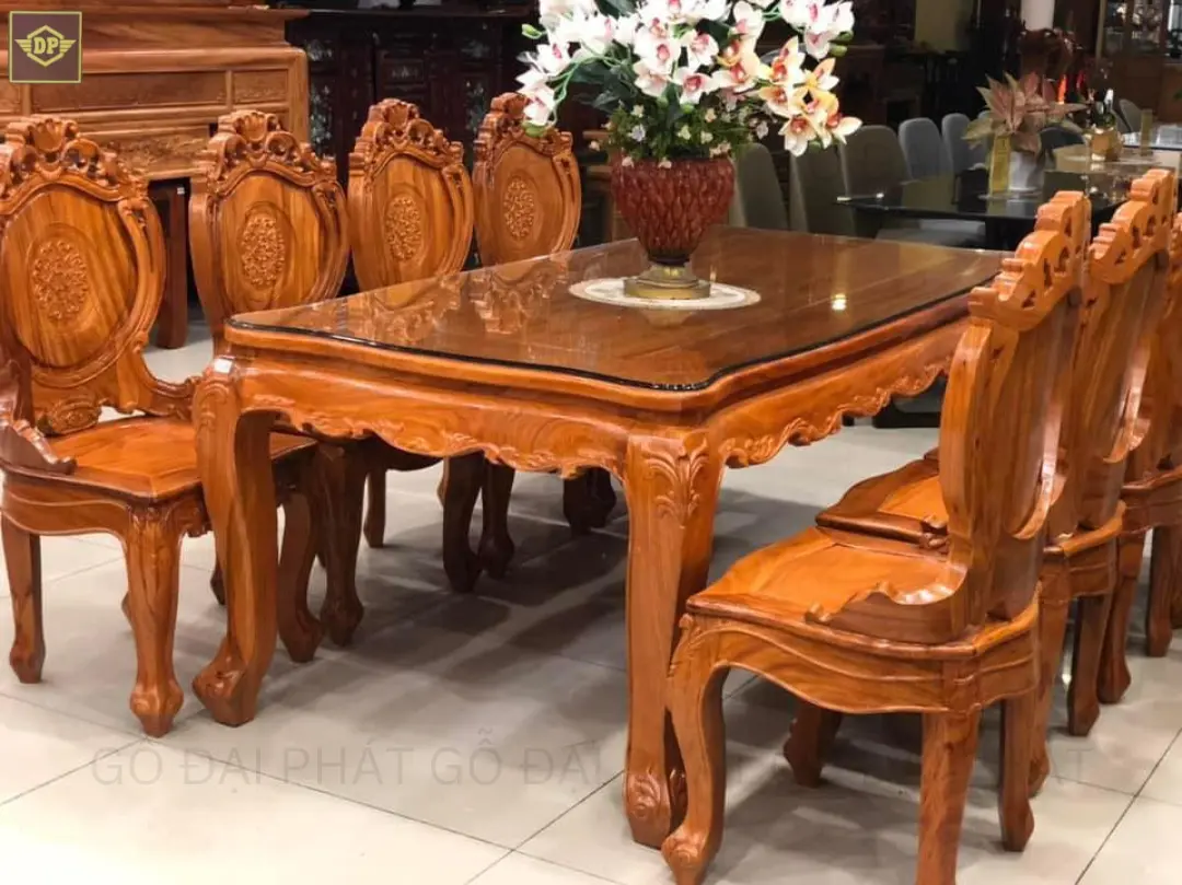 Bộ bàn ăn 8 ghế gỗ tự nhiên cho không gian sang trọng